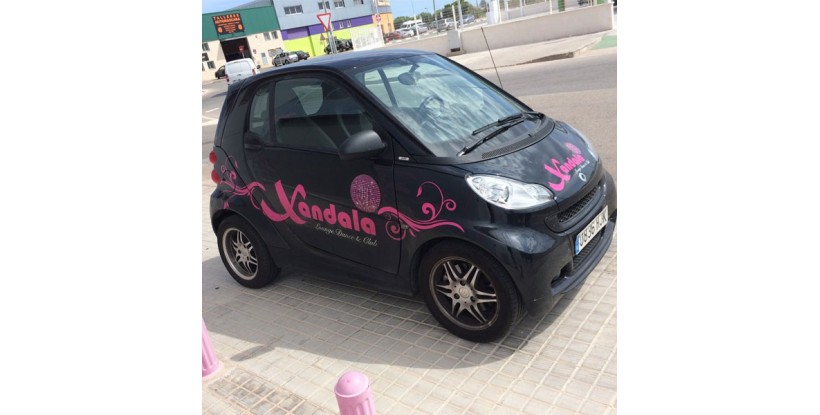 Flocage publicitaire sur smart 