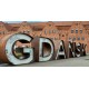 Letras corporeas gigantes