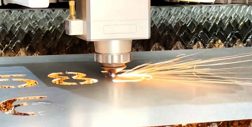 Découpe laser en acier inoxydable