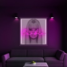 Néon Barbie plexiglas