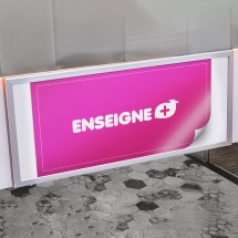 Vinyle adhésif pour enseigne lumineuse