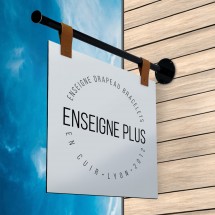 Banderole avec sangles en cuir