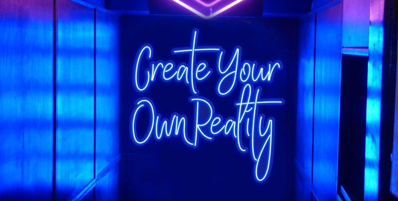 Néon Create Your Own Reality