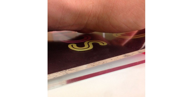 Affiche interchangeable avec plaques minces de plexiglas