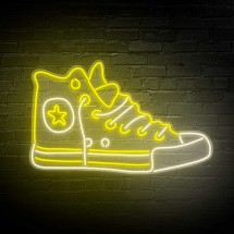 Néon chaussure converse